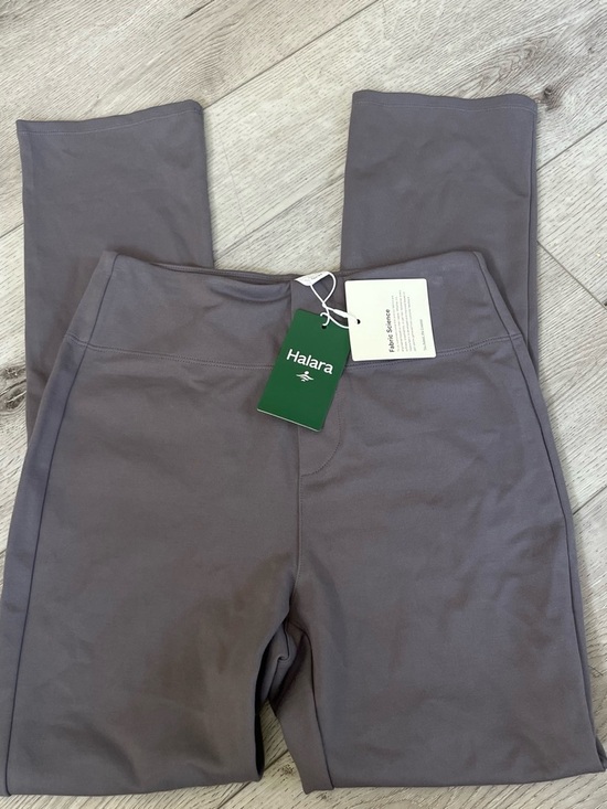HALARA Pants - HALARA High-Rise Leggings in Charcoal Gray